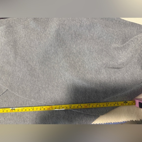 Gray Cropped Sweater and Pant Set Medium - Picture 9 of 12